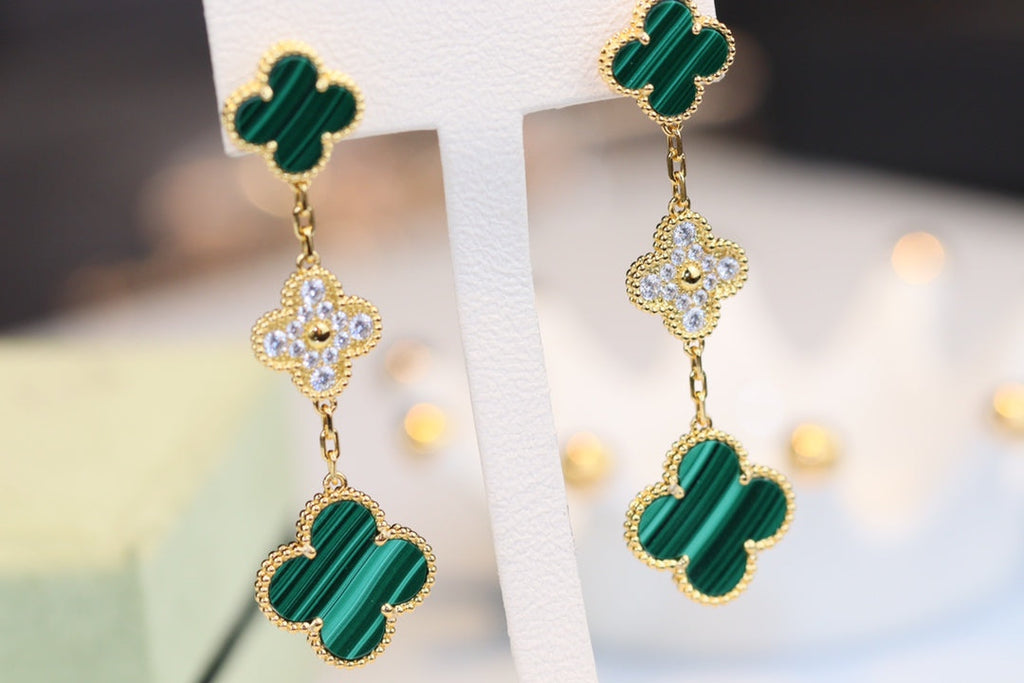 ¡®Imperial¡¯CLOVER EARRINGS GOLD MALACHITE DIAMOND 3 MOTIF