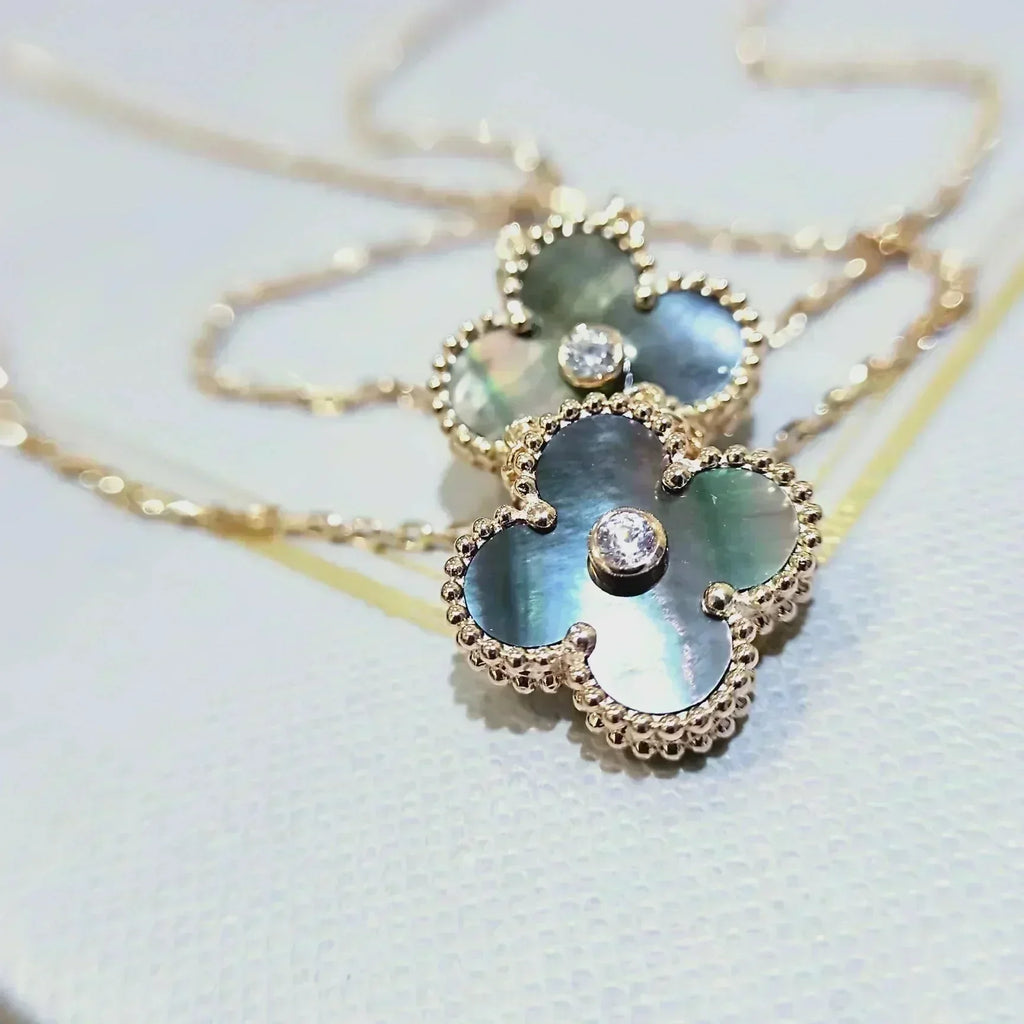 ¡®Imperial¡¯CLOVER 15MM DIAMOND AND MOTHER-OF-GREY NECKLACE