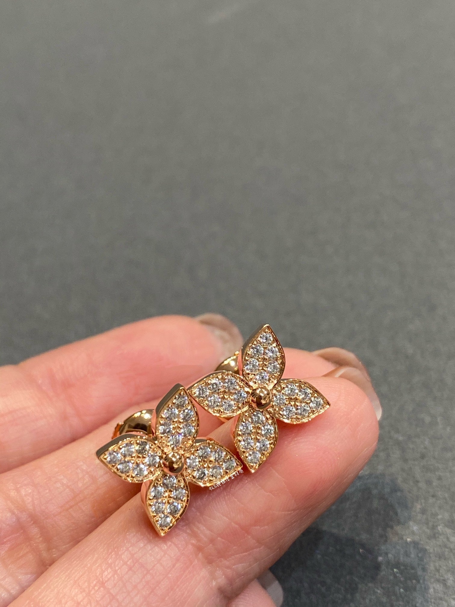 ¡®Imperial¡¯STAR DIAMOND EARRINGS