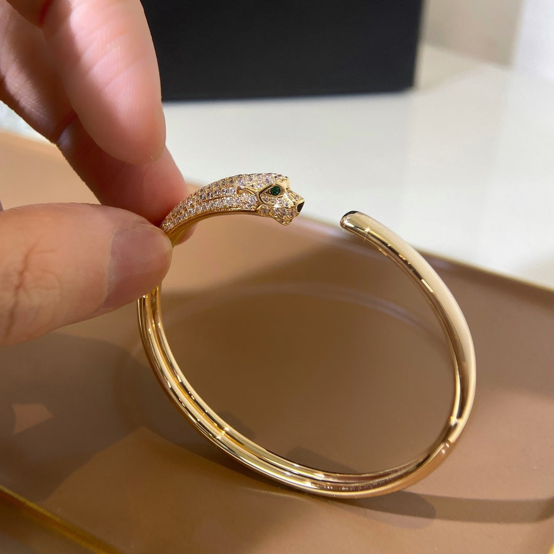 ¡®Imperial¡¯PANTHERE GOLD DIAMOND OPEN BRACELET