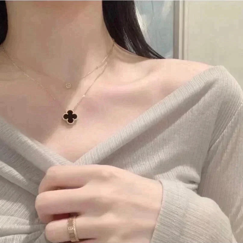 ¡®Imperial¡¯CLOVER 15MM BLACK ONYX SINGLE FLOWER NECKLACE