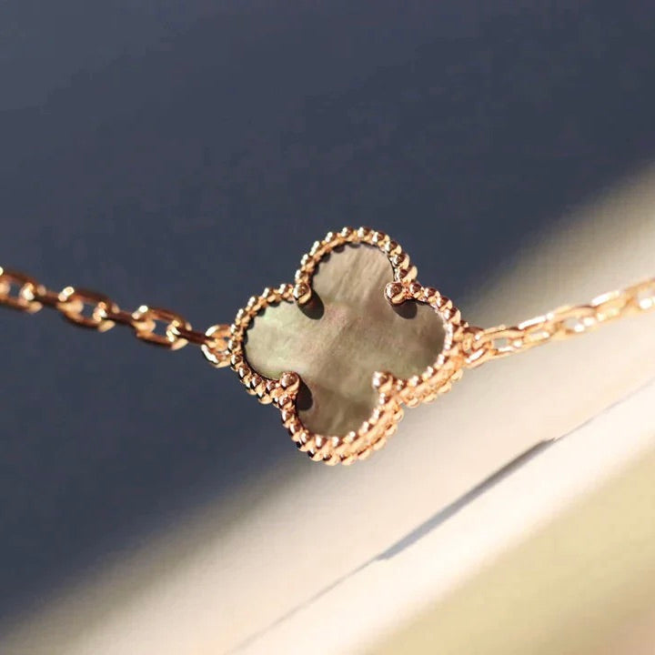 ¡®Imperial¡¯CLOVER 20 MOTIFS DARK MOP DIAMOND  NECKLACE