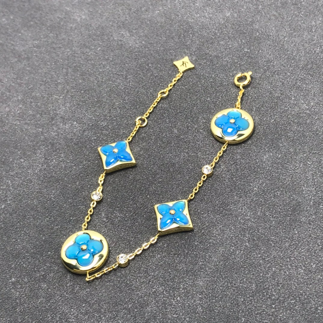 ¡®Imperial¡¯STAR AND SUN TURQUOISE 4 MOTIFS 3 DIAMONDS