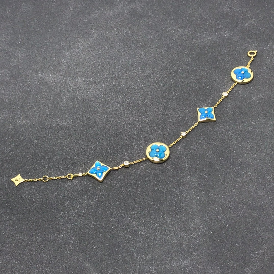 ¡®Imperial¡¯STAR AND SUN TURQUOISE 4 MOTIFS 3 DIAMONDS