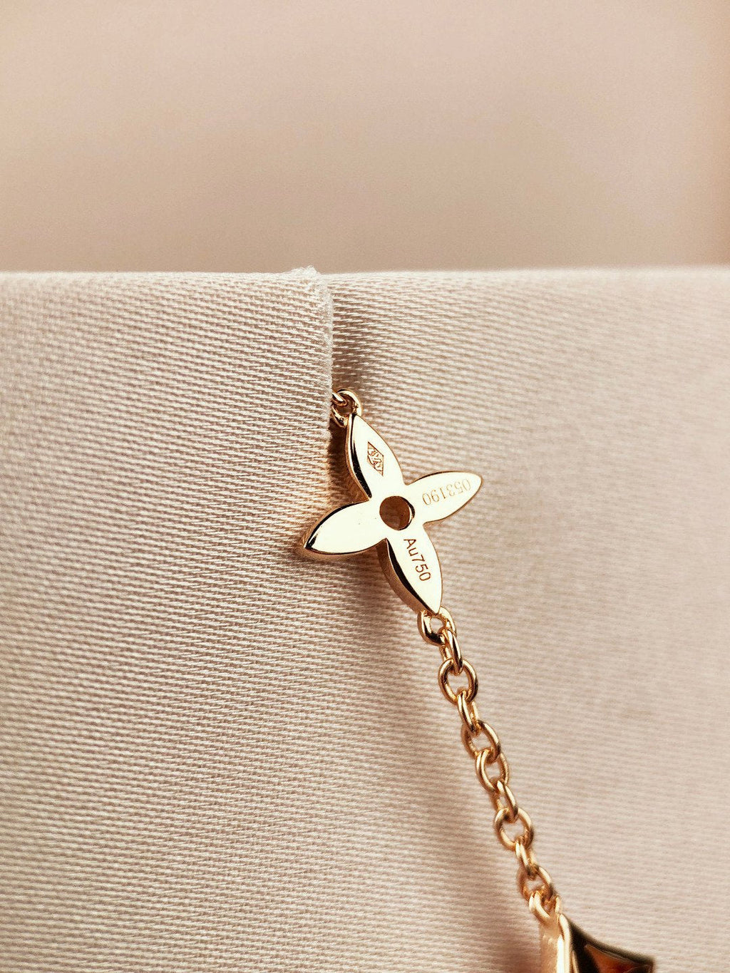¡®Imperial¡¯STAR AND SUN 7 MOTIFS GOLD BRACELET