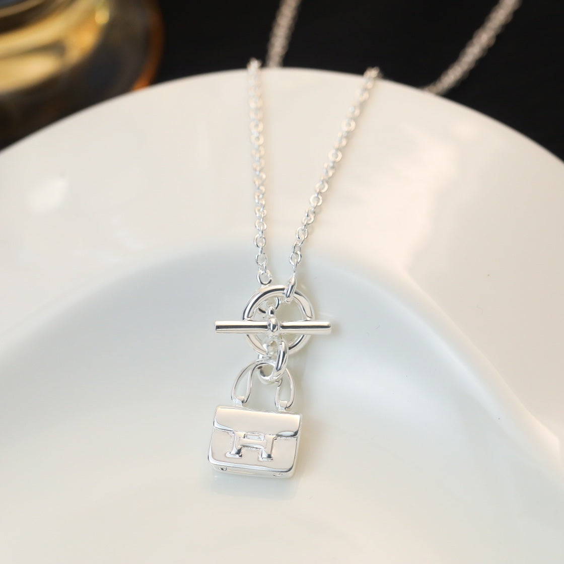¡®Imperial¡¯POP H PEDANT SILVER NECKLACE