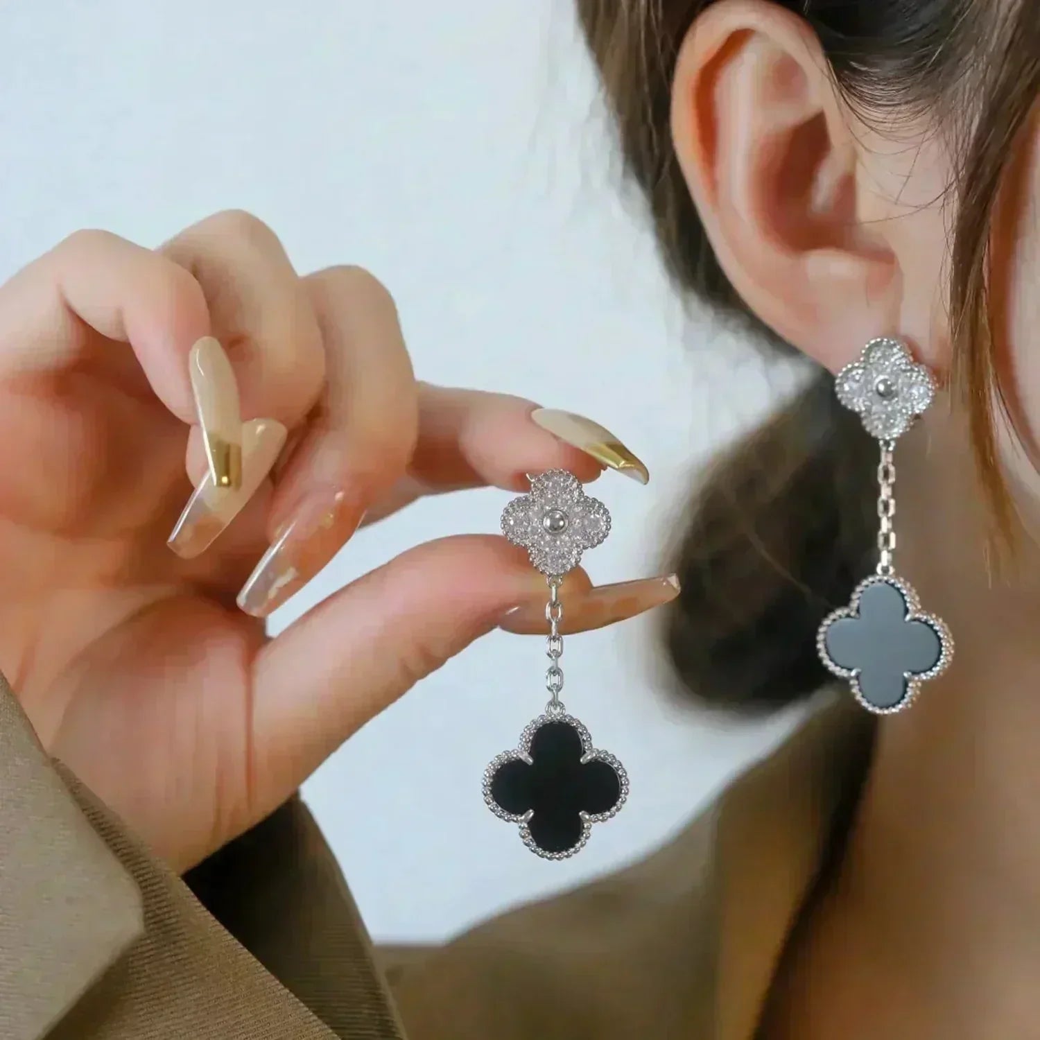 ¡®Imperial¡¯CLOVER 2 MOTIFS  DIAMOND ONYX EARRINGS SILVER