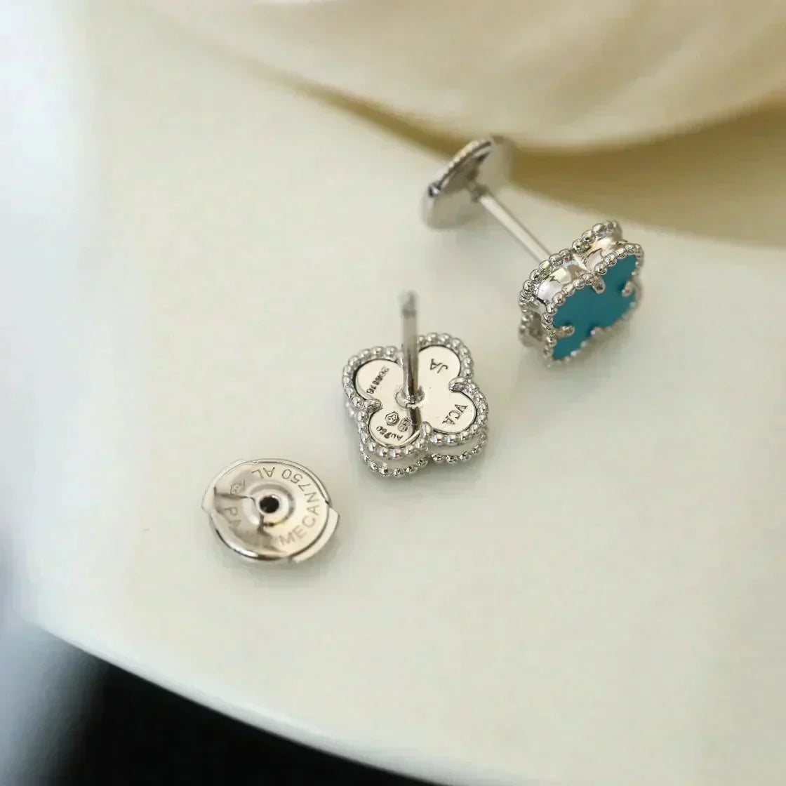 ¡®Imperial¡¯CLOVER MINI 9.5MM ONYX STUD EARRINGS SILVER