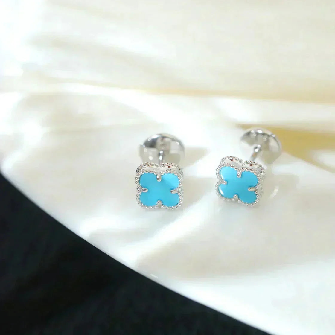 ¡®Imperial¡¯CLOVER MINI 9.5MM ONYX STUD EARRINGS SILVER