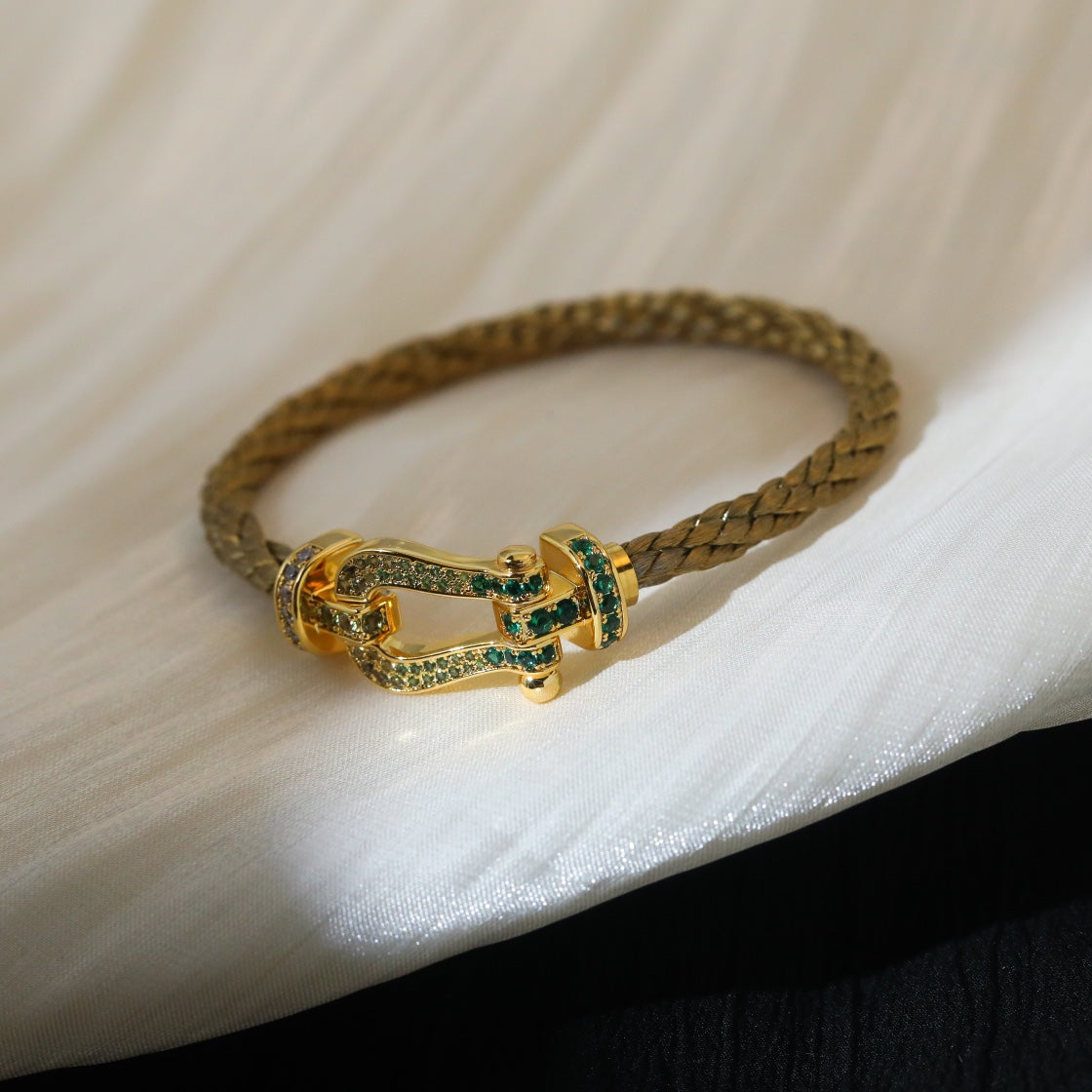 ¡®Imperial¡¯FORCE 10 GOLD GREEN DIAMOND PAVED
