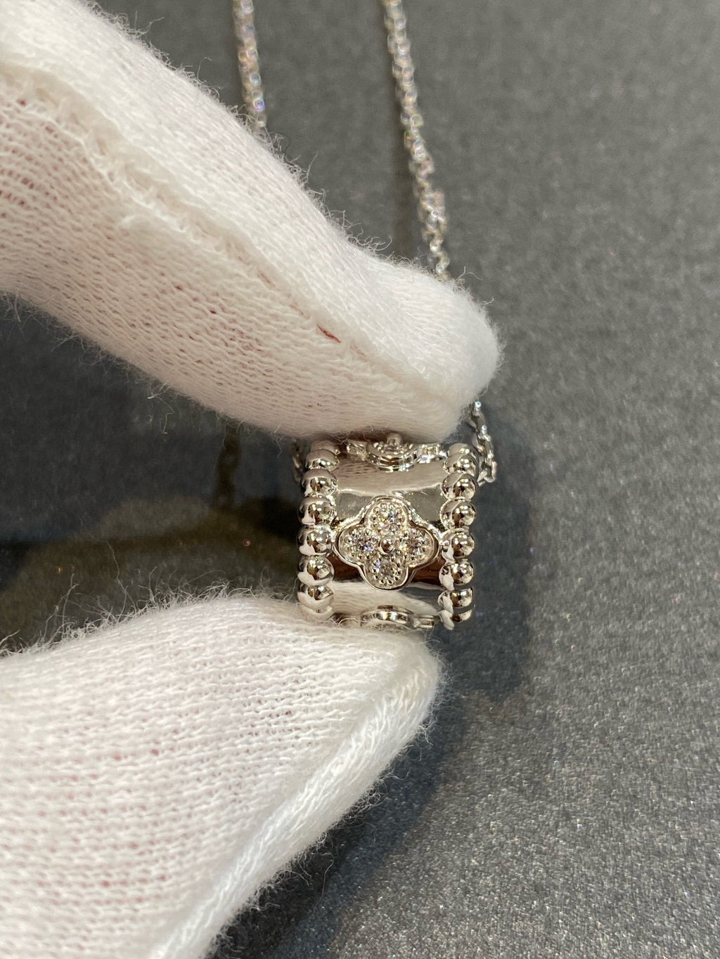 ¡®Imperial¡¯PERLEE PEDANT SIVLER DIAMOND NECKLACE