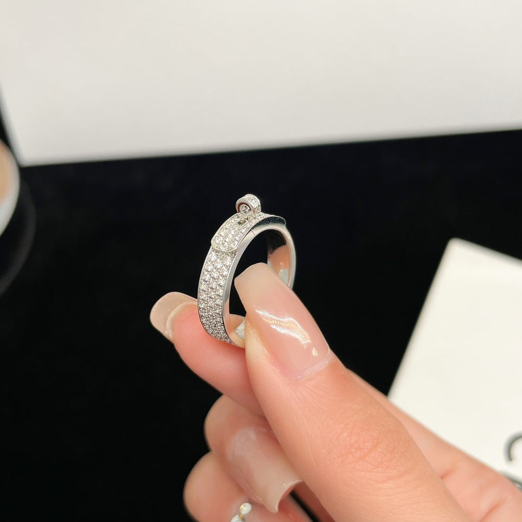 ¡®Imperial¡¯KELLY SILVER DIAMOND RING