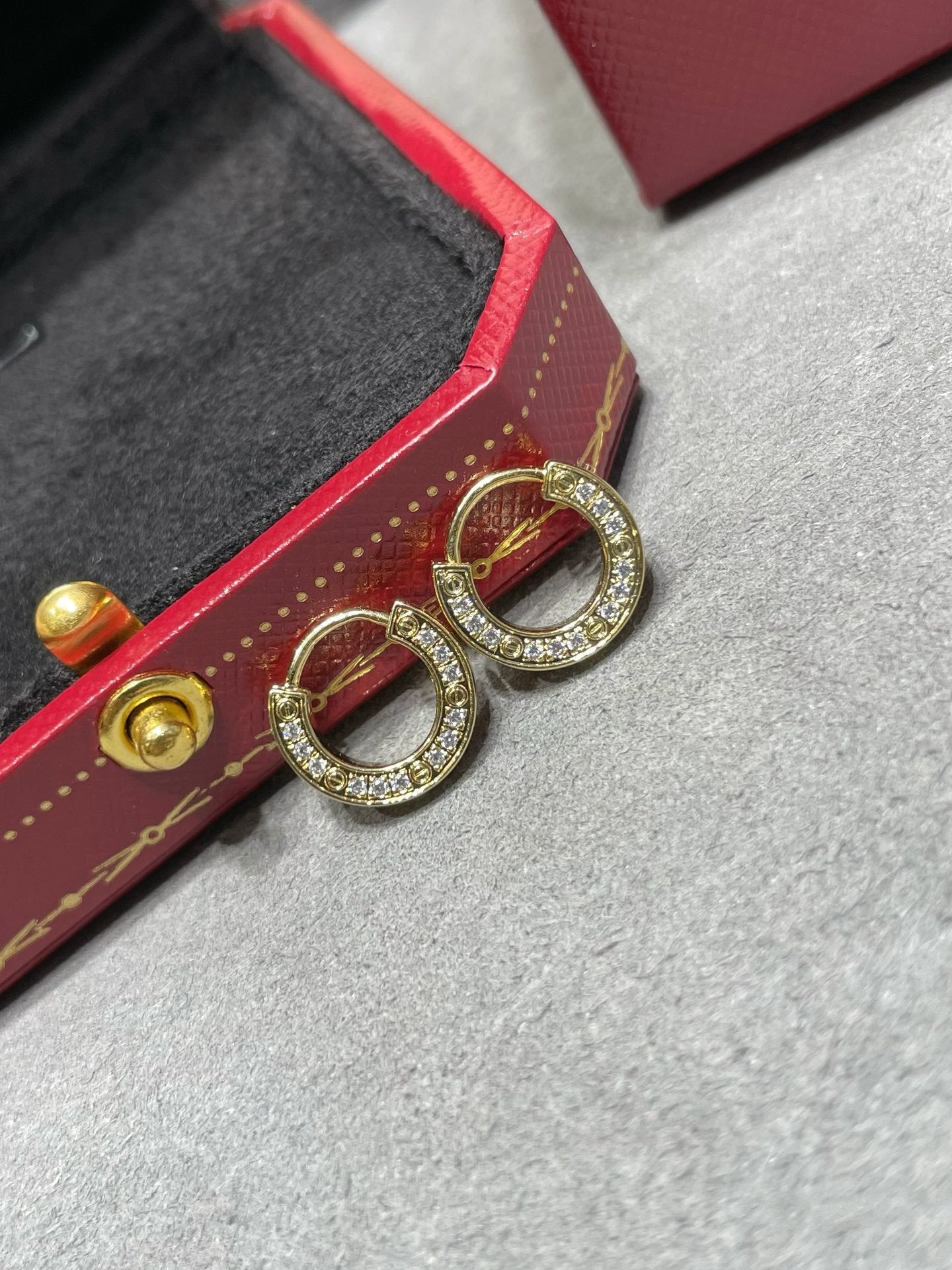 ¡®Imperial¡¯LOVE DIAMOND EARRINGS