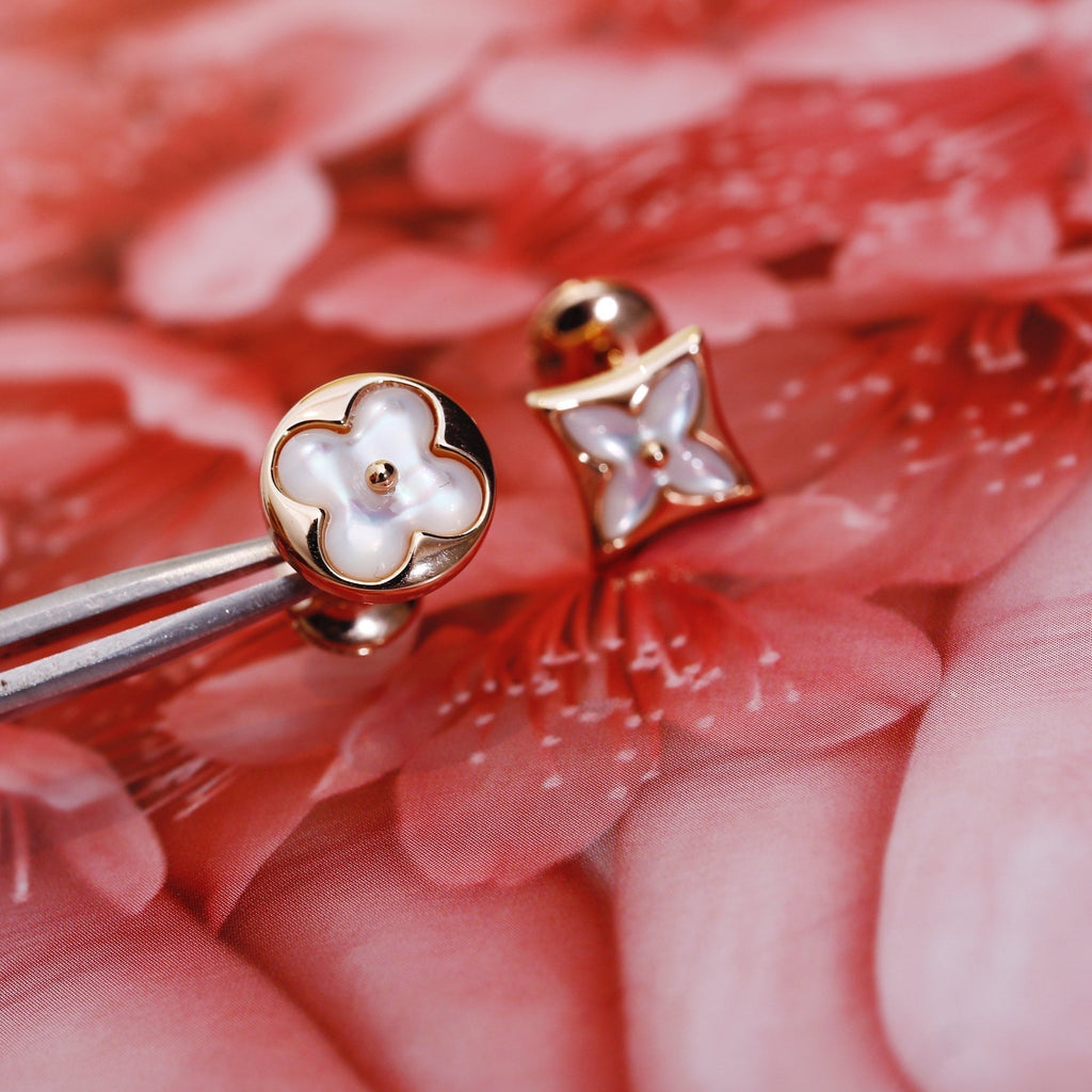 ¡®Imperial¡¯STAR AND SUN PINK GOLD MOP STUD EARRINGS