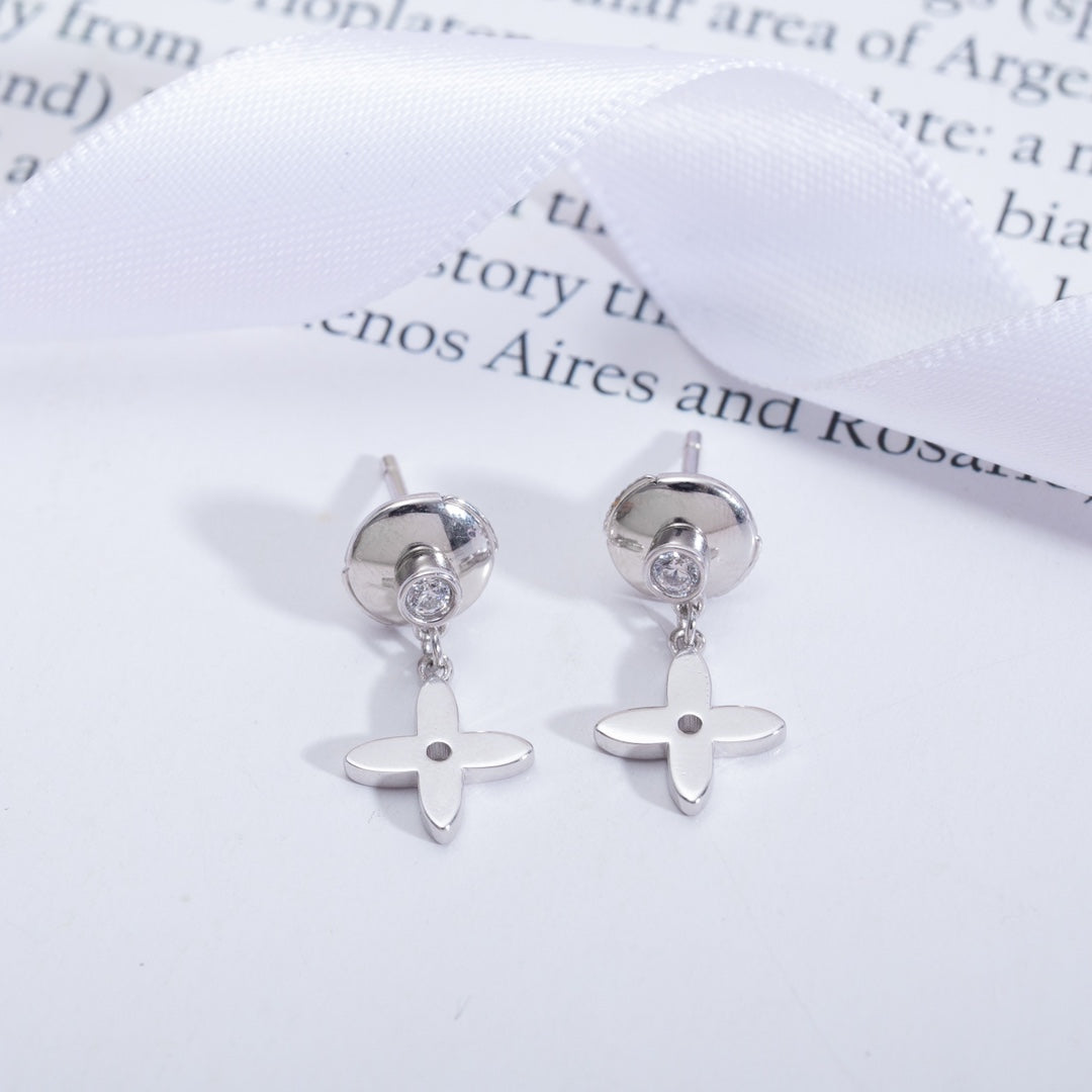 ¡®Imperial¡¯VIDYLLE SILVER DIAMOND MINI DROP EARRINGS