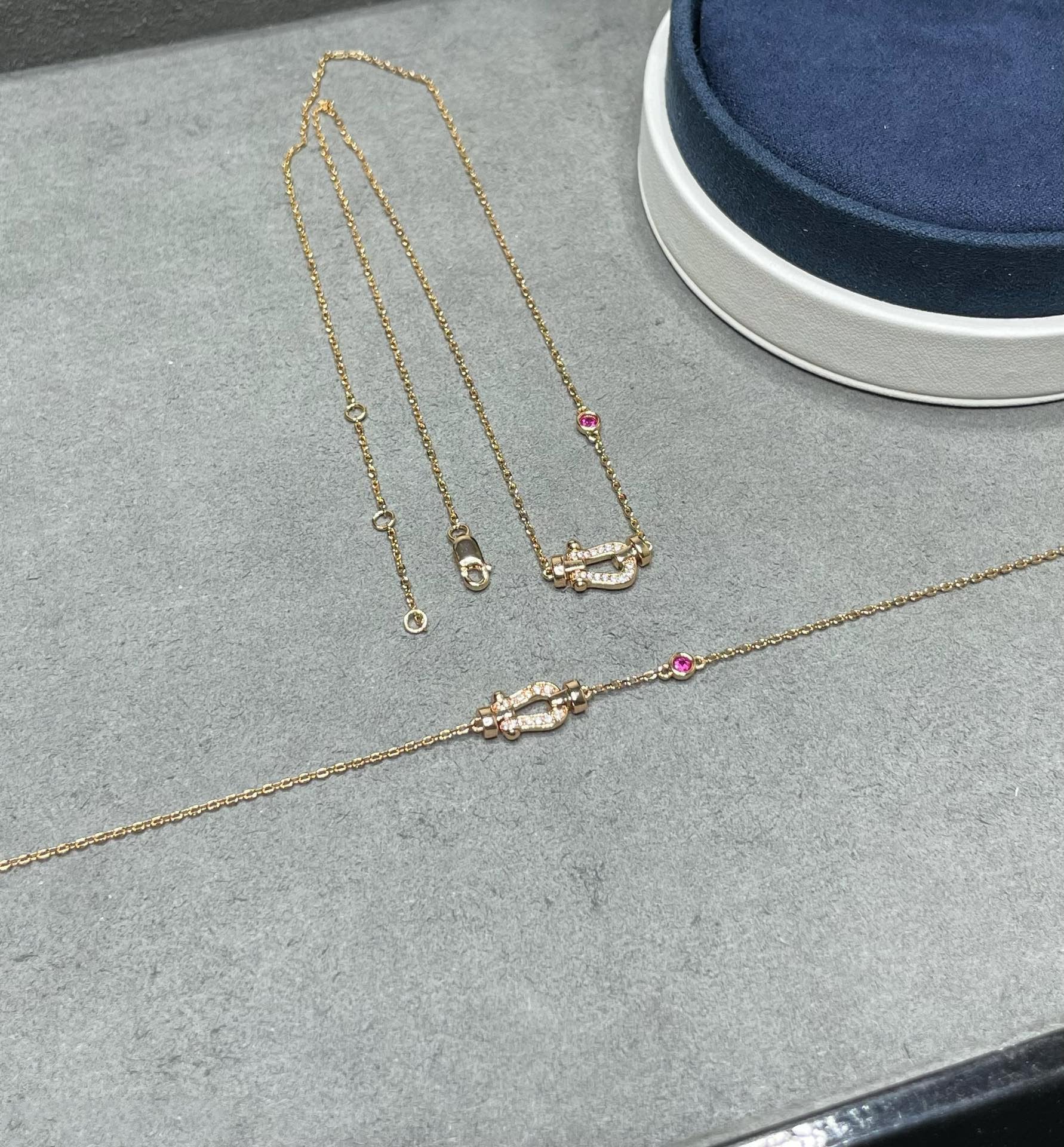 ¡®Imperial¡¯FORCE 10 DIAMOND PINK GOLD NECKLACE