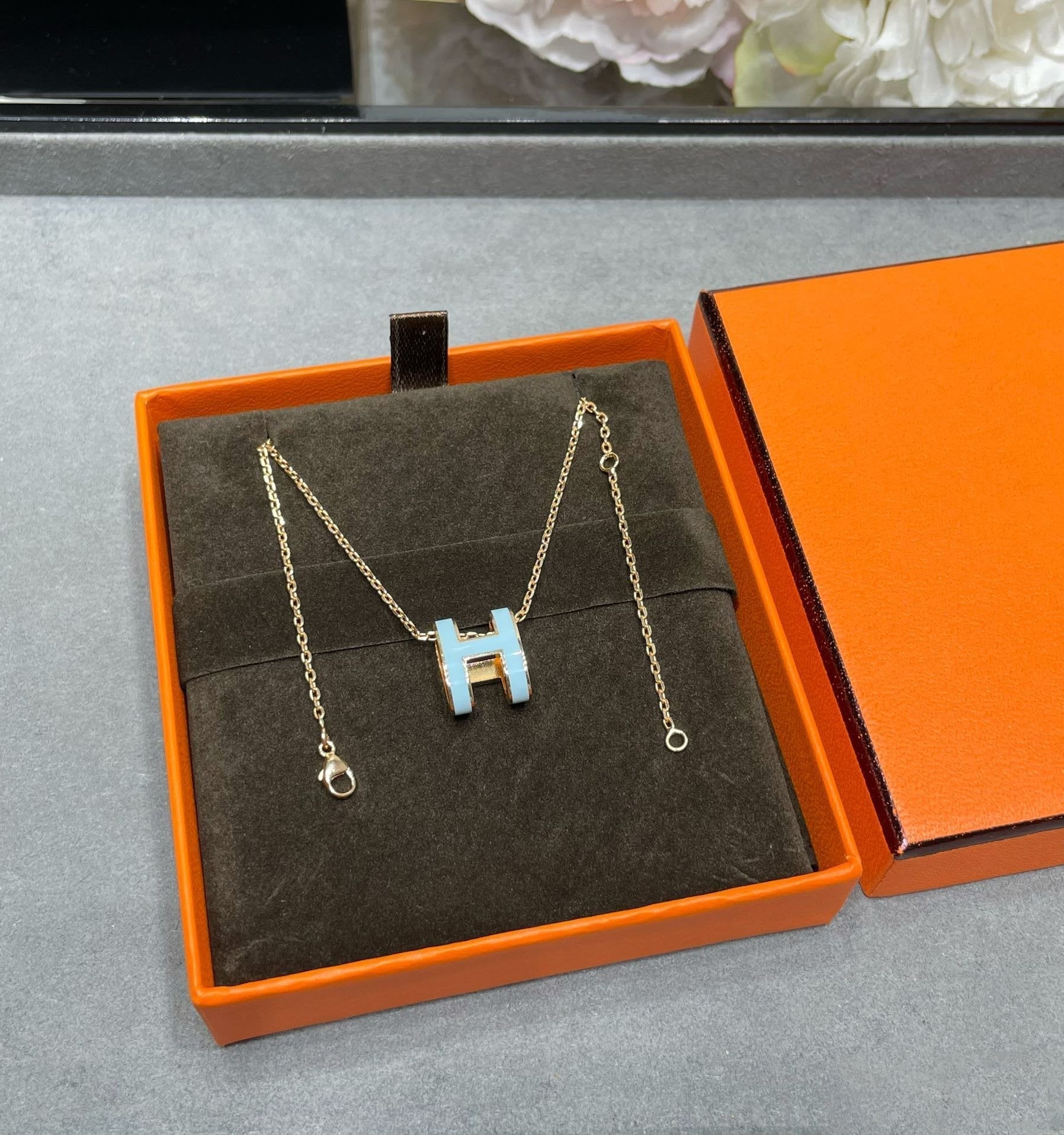 ¡®Imperial¡¯POP H SKY BLUE NECKLACE