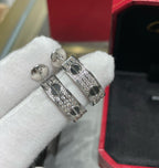 ¡®Imperial¡¯LOVE CERAMIC DIAMOND PAVED SILVER EARRINGS
