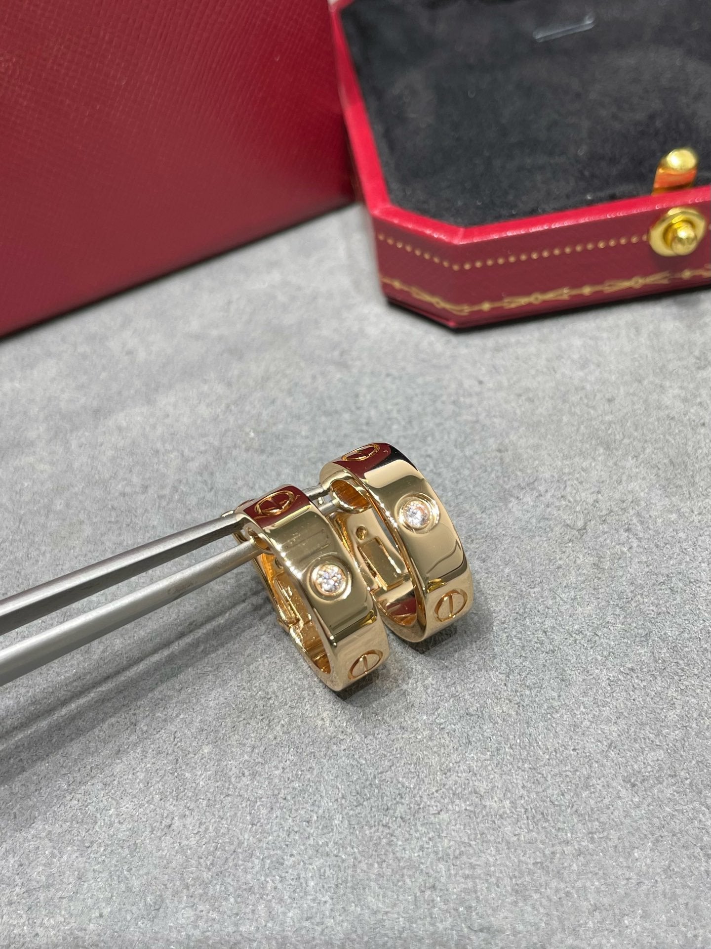 ¡®Imperial¡¯LOVE 5.5MM 1 DIAMOND EARRINGS