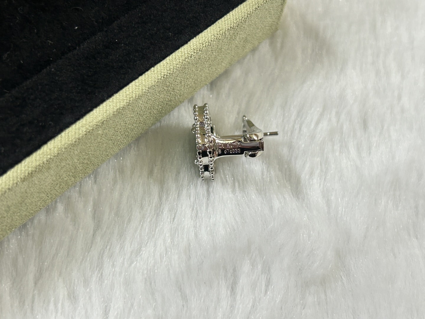 ¡®Imperial¡¯CLOVER PIETERSITE MEDIUM STUD EARRINGS