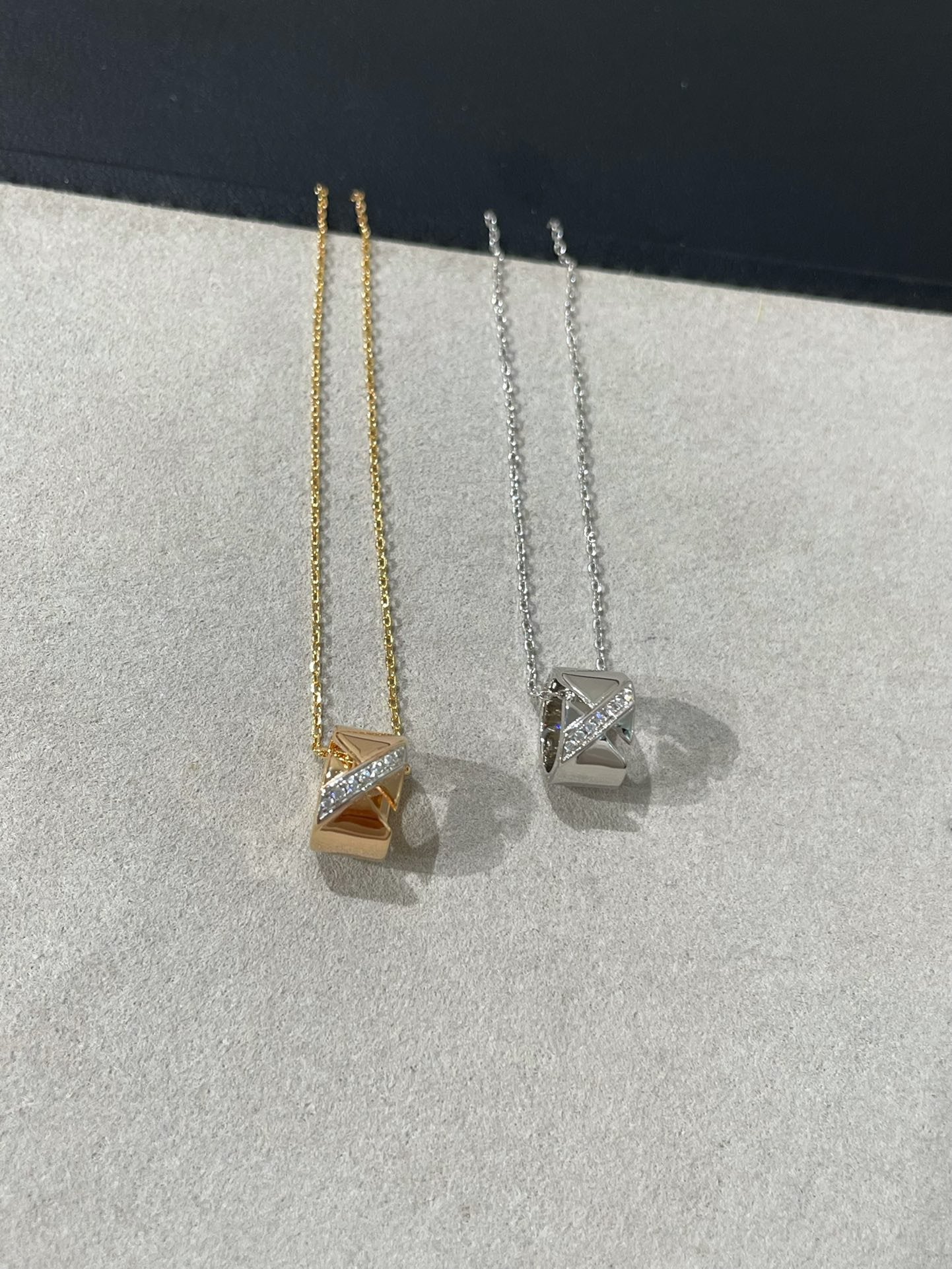 ¡®Imperial¡¯LIENS EVIDENCE DIAMOND NECKLACE