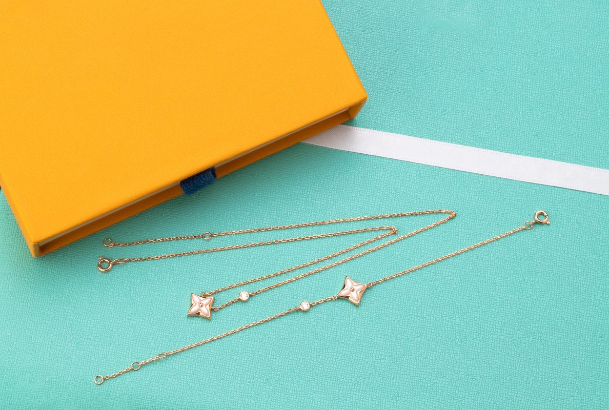 ¡®Imperial¡¯STAR PINK MOP 1 DIAMOND PINK GOLD NECKLACE