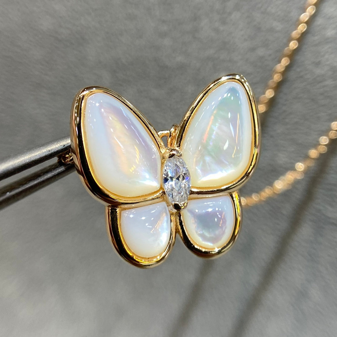 ¡®Imperial¡¯BUTTERFLY MOP DIAMOND NECKLACE
