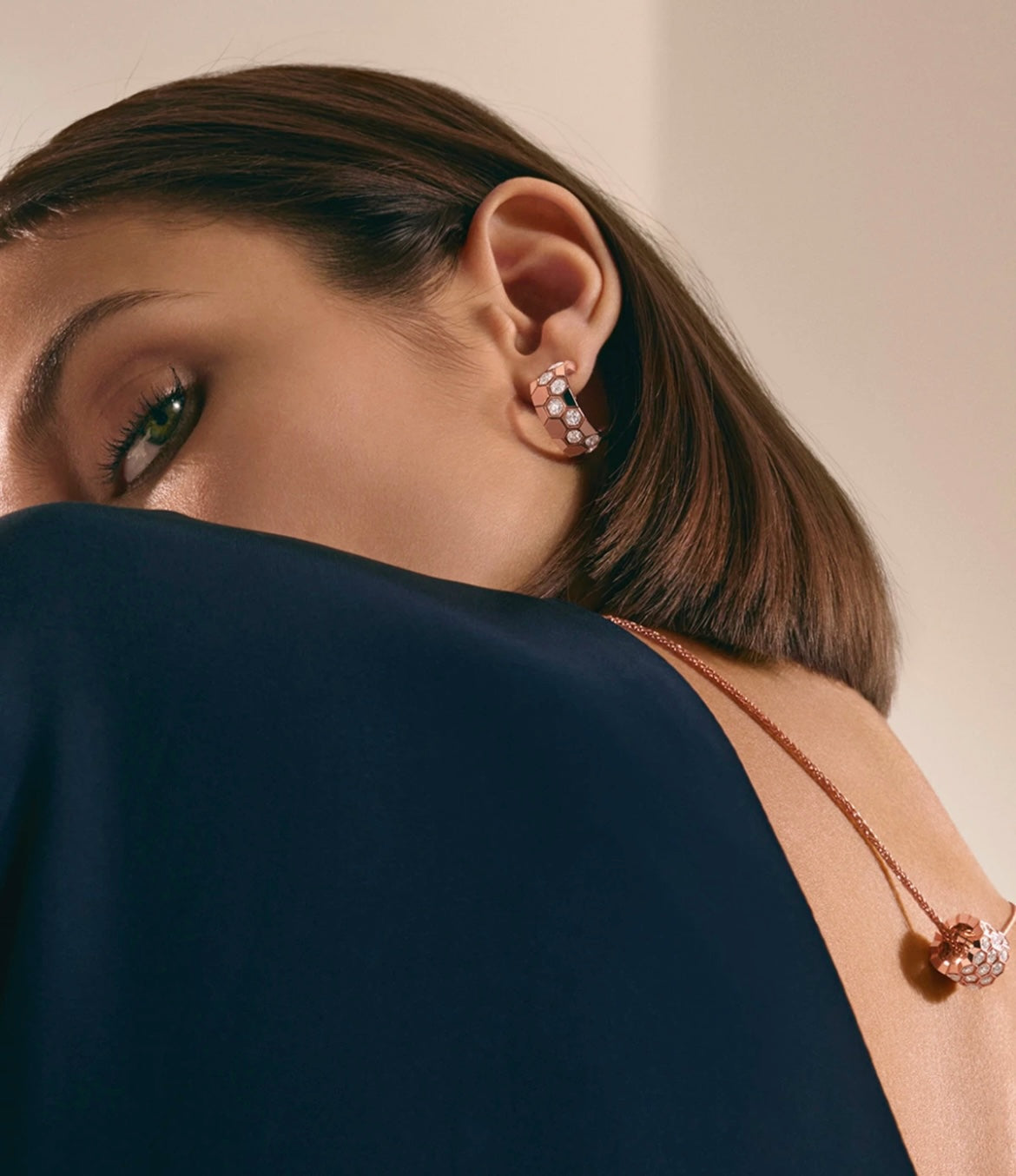 ¡®Imperial¡¯BEE LOVE DIAMOND HOOP EARRINGS