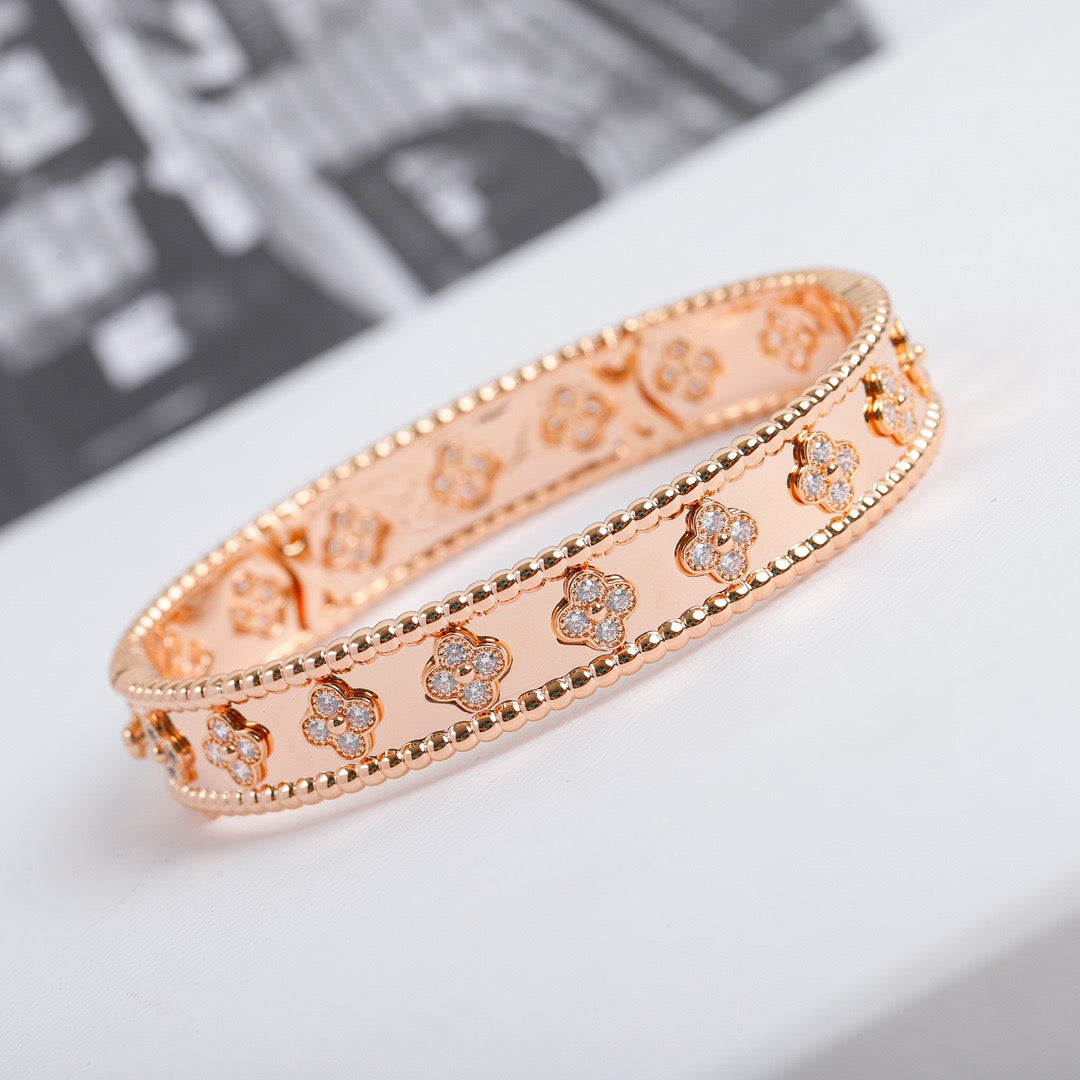 ¡®Imperial¡¯CLOVER BRACELET 8MM DIAMONDS