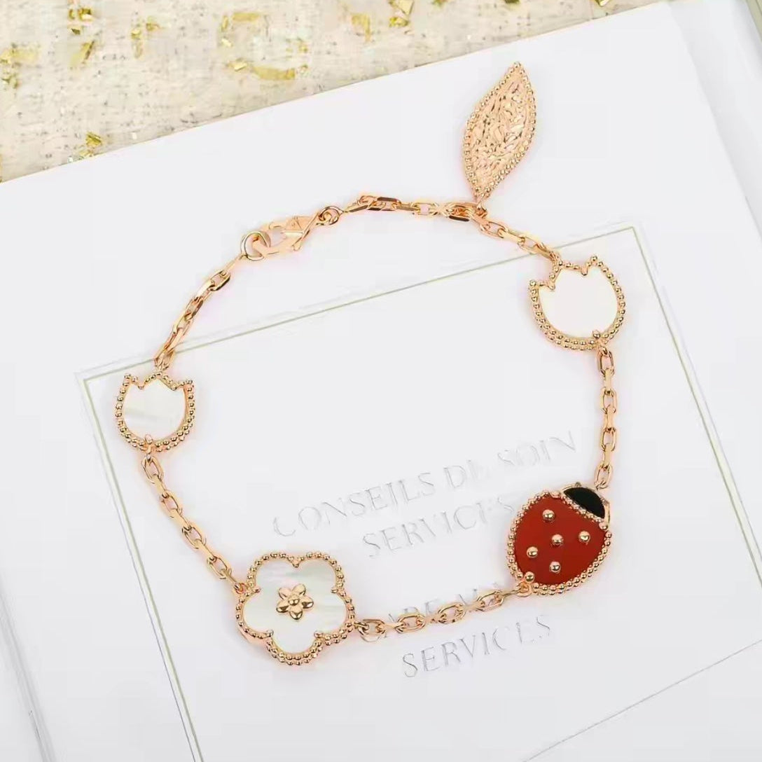 ¡®Imperial¡¯LUCKY SPRING 5 MOTIF BRACELET