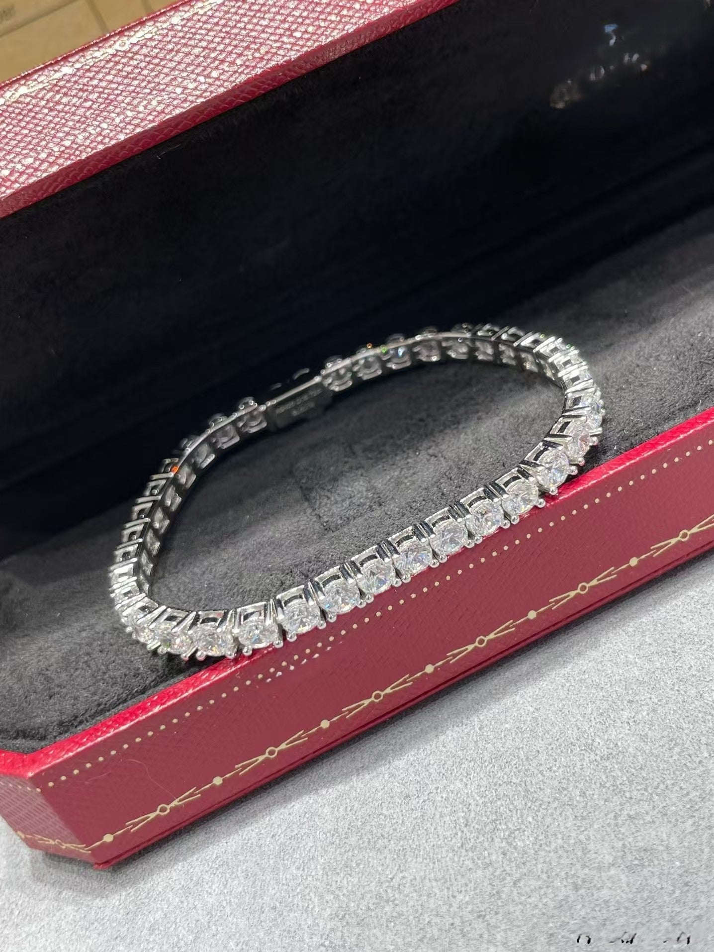 [¡®Imperial¡¯]TENNIS BRACELET WITH FULL DIAMOND SETTING