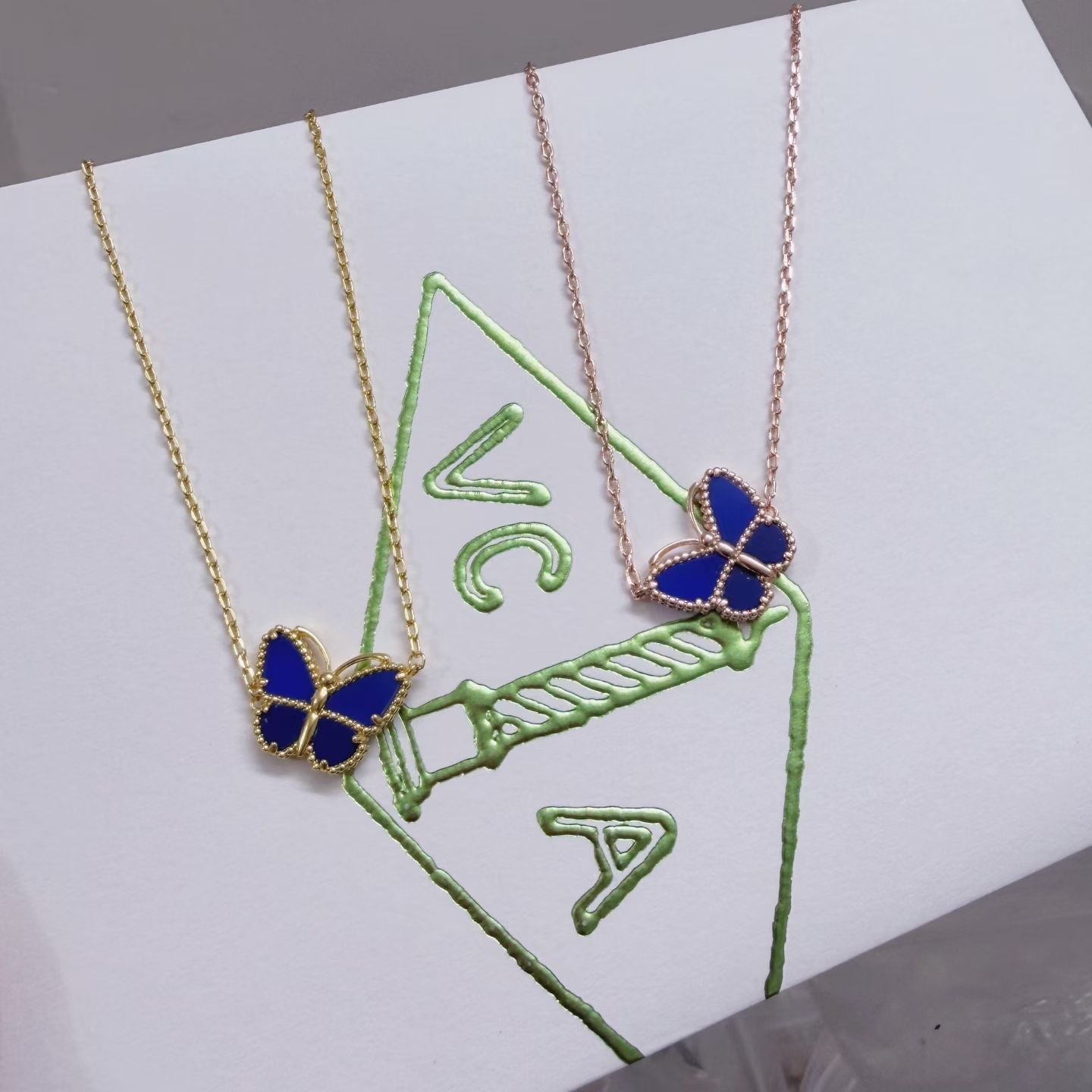 [Imperial] 2026 BUTTERFLY BLUE   NECKLACE