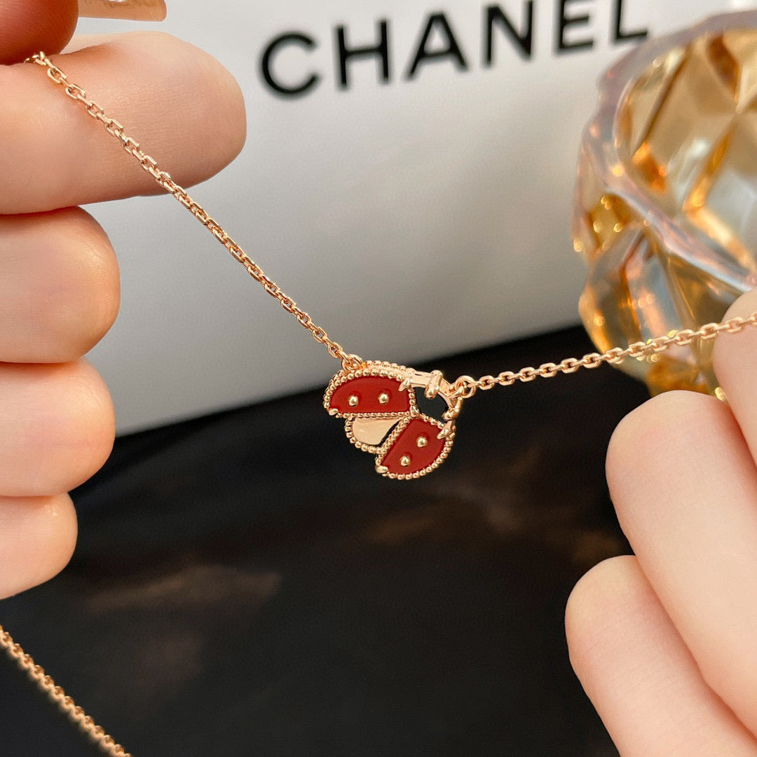 ¡®Imperial¡¯LUCKY  CARNELIANS LADYBUG NECKLACE