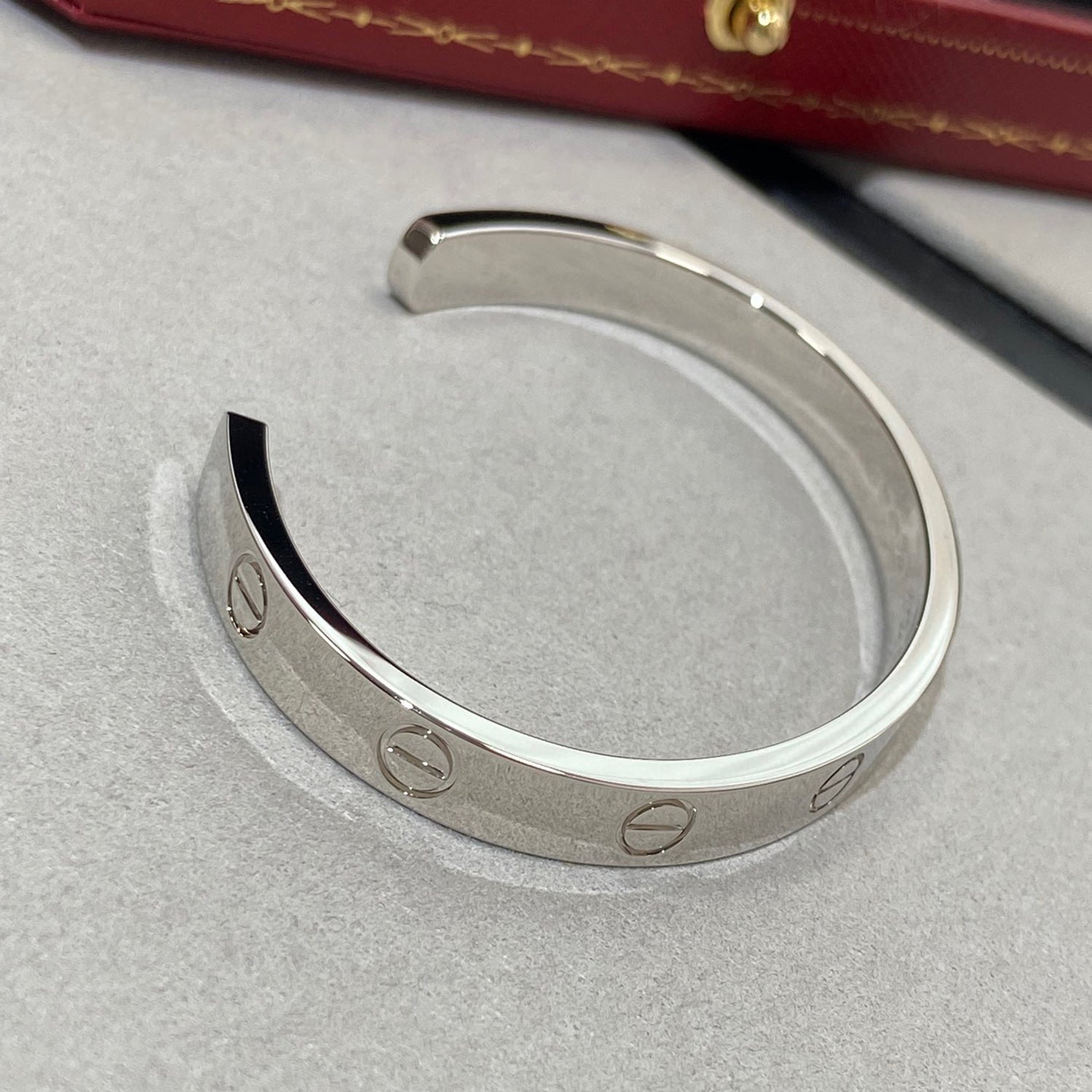 ¡®Imperial¡¯LOVE BRACELET 6.1MM 1 DIAMOND OPEN CUFF