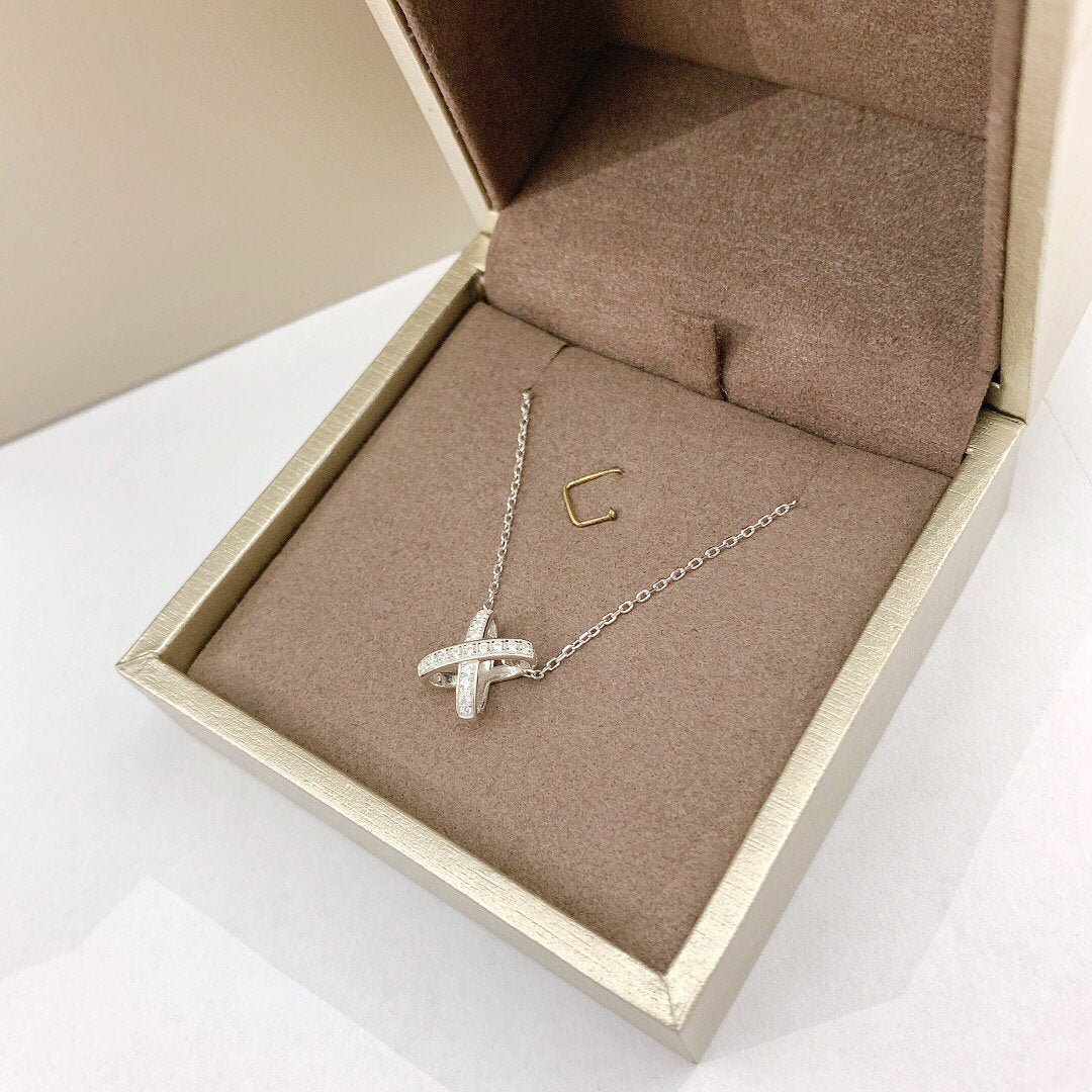 ¡®Imperial¡¯JEUX DE DIAMOND NECKLACE