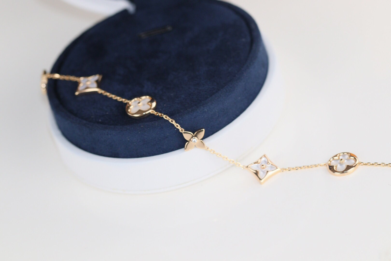 ¡®Imperial¡¯LEAF CLOVER BRACELET