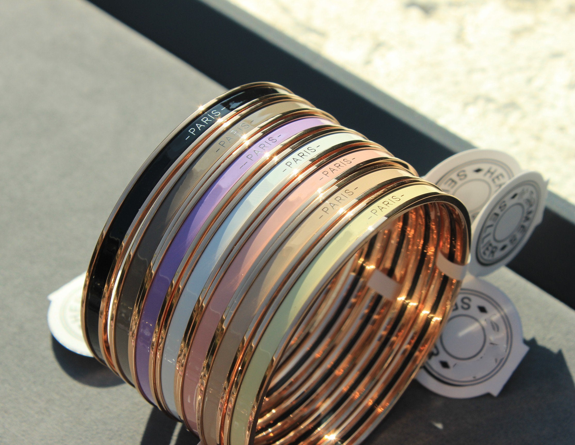¡®Imperial¡¯HM UNI BANGLE BAG
