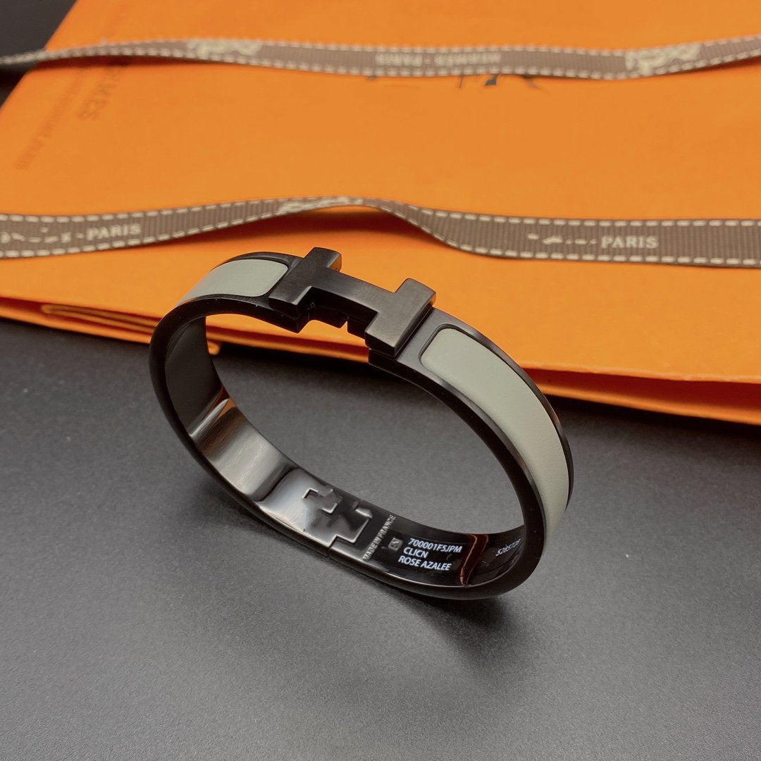 ¡®Imperial¡¯CLIC HM SO BLACK GREY BRACELET