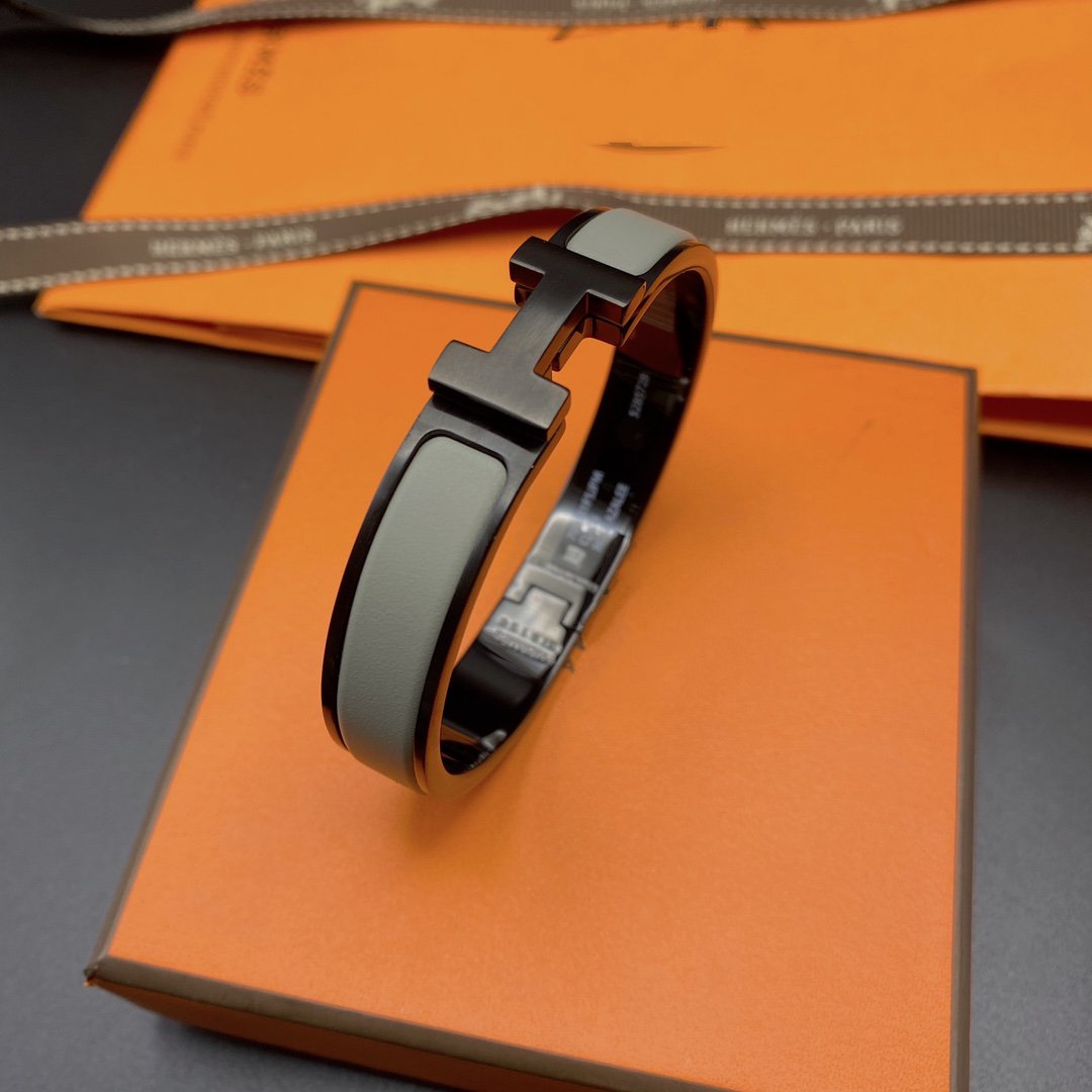 ¡®Imperial¡¯CLIC HM SO BLACK GREY BRACELET