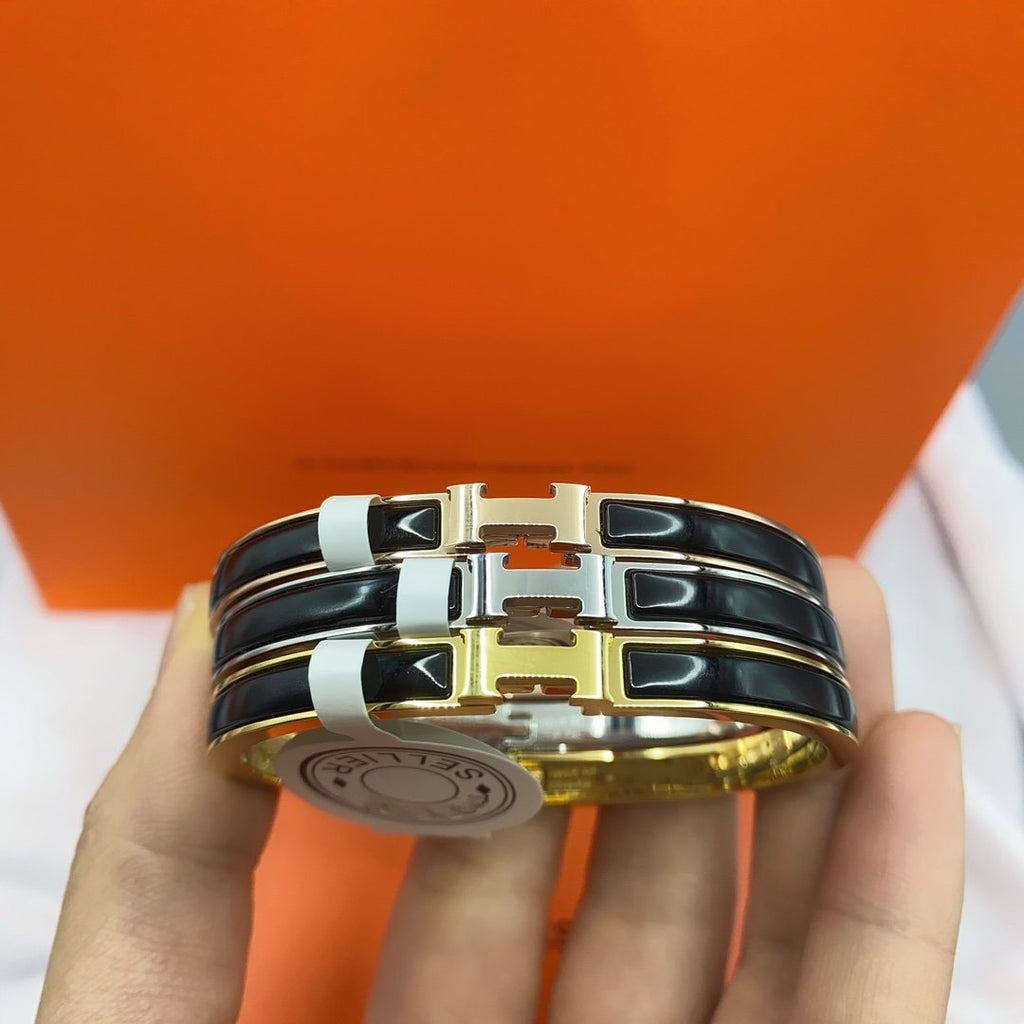 ¡®Imperial¡¯CLASSIC HM CLIC BLACK 8MM ENAMEL BRACELET