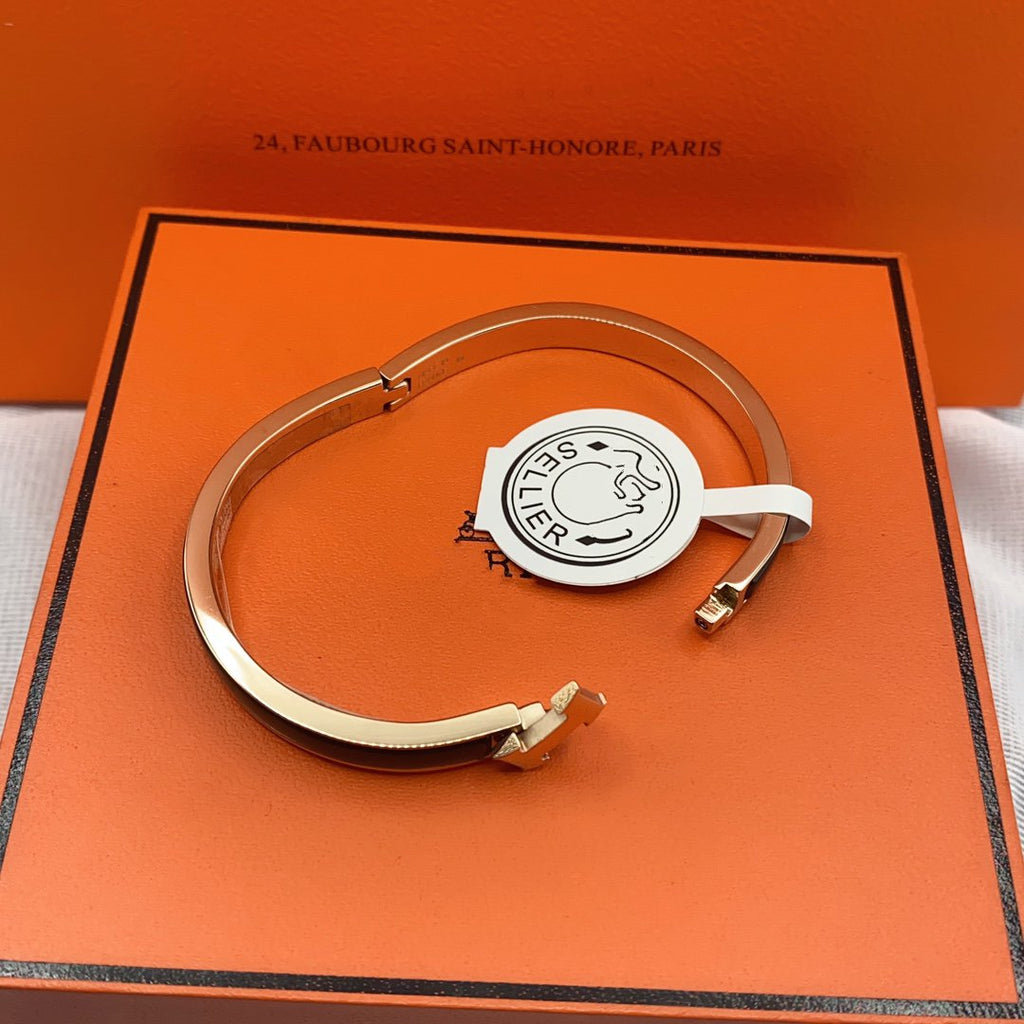 ¡®Imperial¡¯CLASSIC HM CLIC BLACK 8MM ENAMEL BRACELET