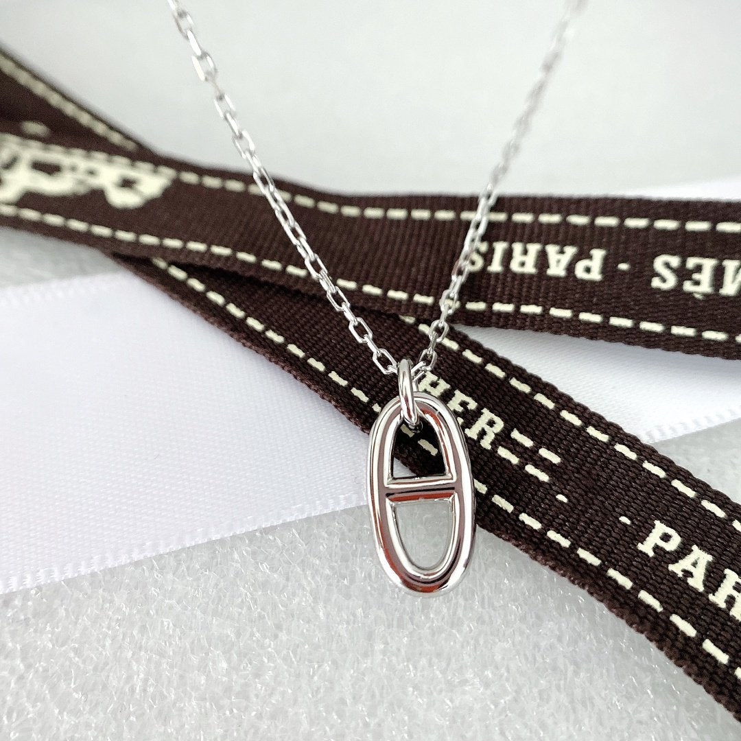 ¡®Imperial¡¯HM PIG NOSE NECKLACE