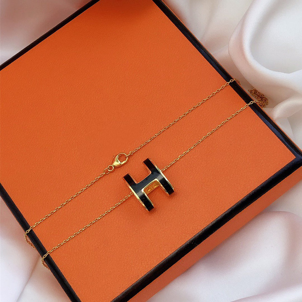 ¡®Imperial¡¯HM CLIC BLACK ENAMEL GOLD NECKLACE