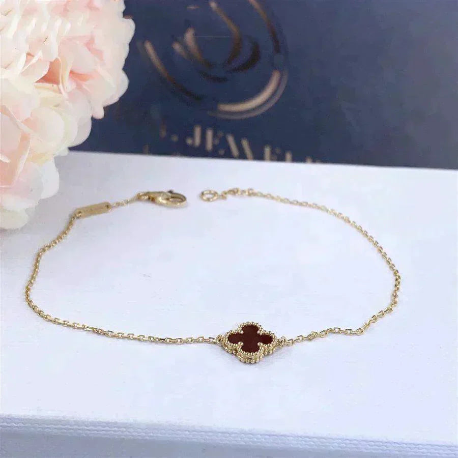 ¡®Imperial¡¯CLOVER  CARNELIAN SINGLE FLOWER BRACELET