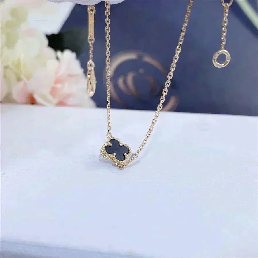 ¡®Imperial¡¯CLOVER ONYX SINGLE FLOWER BRACELET