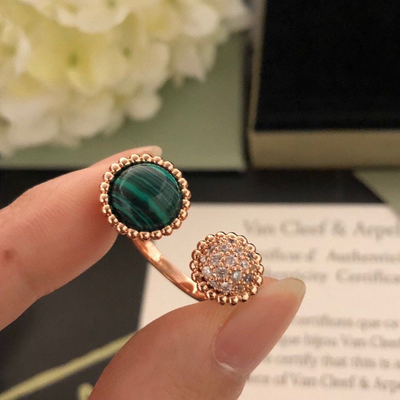 ¡®Imperial¡¯PERLEE COULEURS DIAMOND ROSE GOLD BETWEEN THE FINGER RING